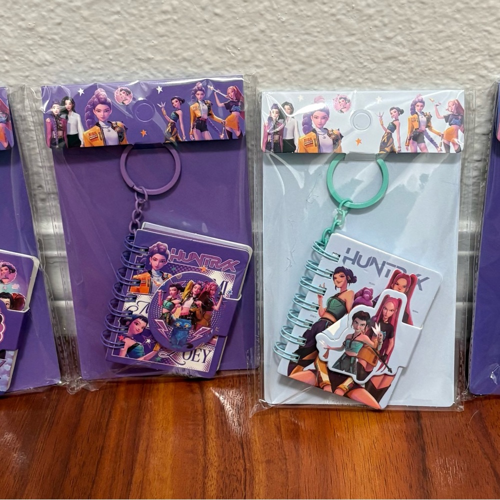 Kpop demon Hunter notebook key chains (4 packs)